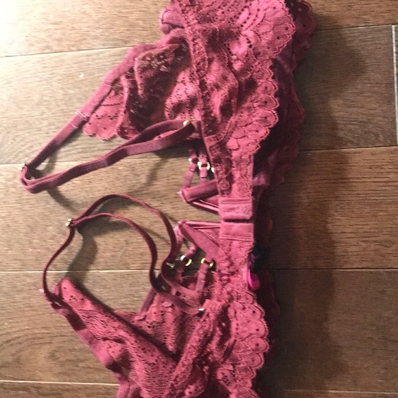 🌸 Sexy bra 2/20$ - Picture 4 of 5